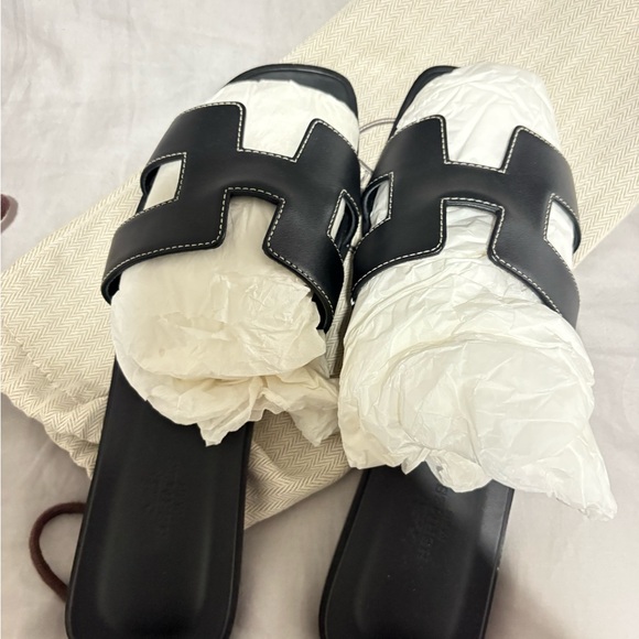 Hermes Black Oran Sandals - Picture 6 of 8